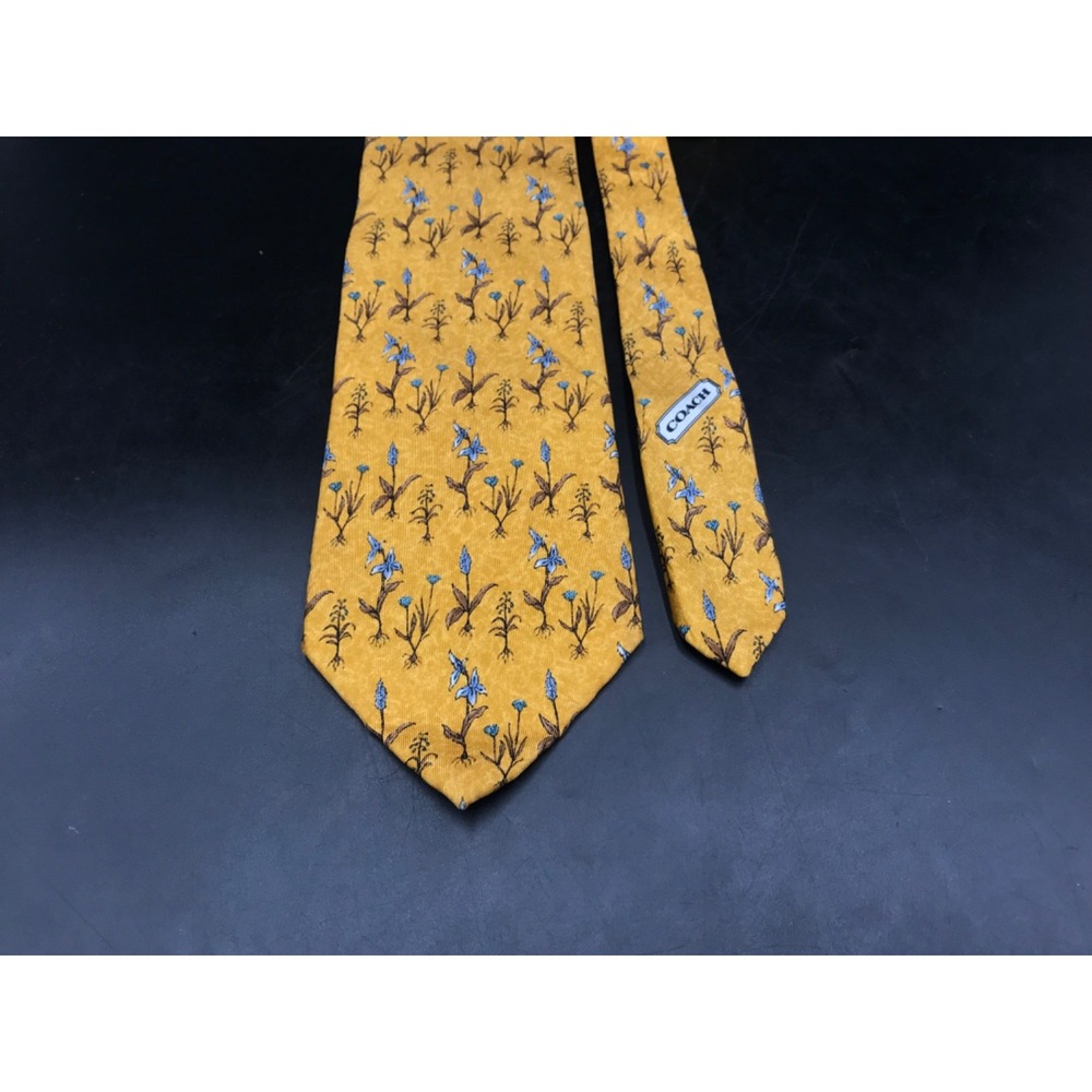 Coach 100% Silk Handmade Men's Neck Tie Approx. 59" Yellow / Blue Floral